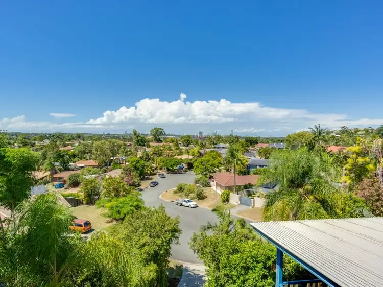 Second view of Homely house listing, 27 Jancoon Court, Carrara QLD 4211