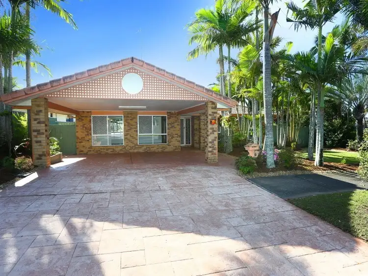 15 San Fernando Drive, Worongary QLD 4213