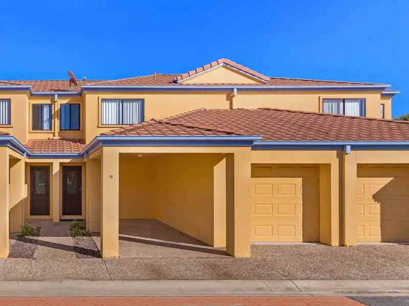 Main view of Homely townhouse listing, 10/2 Concord Circuit, Robina QLD 4226