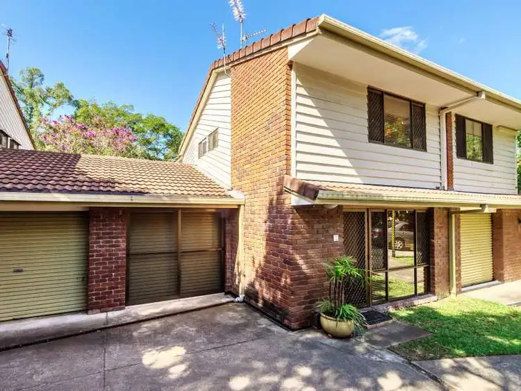 2/15 Parkridge Drive, Molendinar QLD 4214