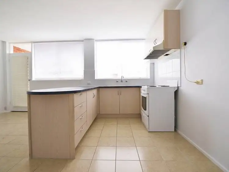 Third view of Homely unit listing, 33/12 Percy Street, St Albans VIC 3021