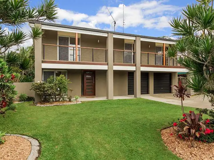 12 Bradley Ave, Miami QLD 4220