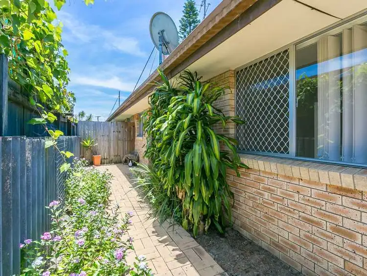 Sixth view of Homely semi-detached listing, 1/30 Sarawak Avenue, Palm Beach QLD 4221