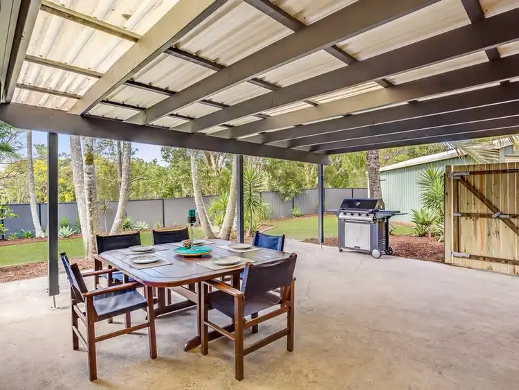Second view of Homely house listing, 4 Macduff Court, Highland Park QLD 4211