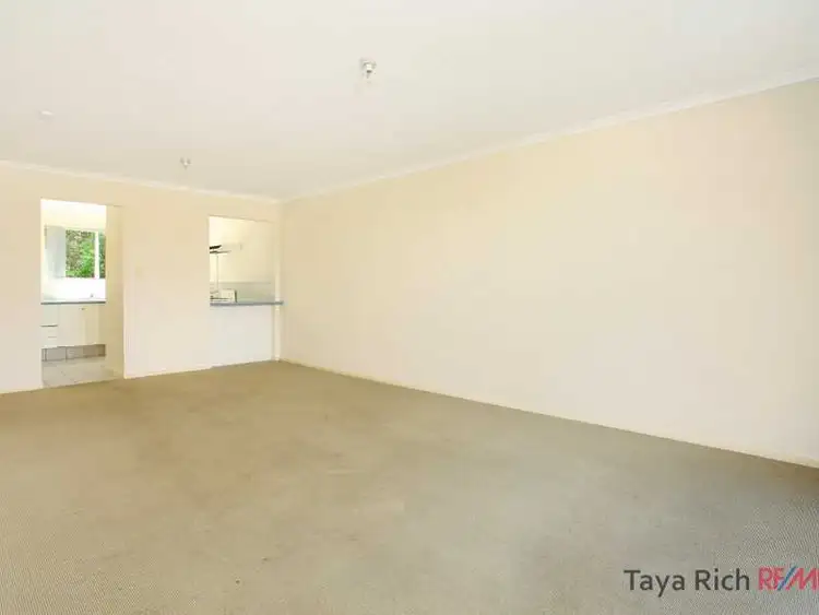 Sixth view of Homely townhouse listing, 4/84 Highfield Drive, Merrimac QLD 4226