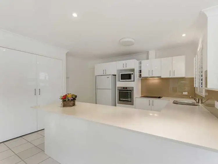 1/14 Freeman Street, Labrador QLD 4215