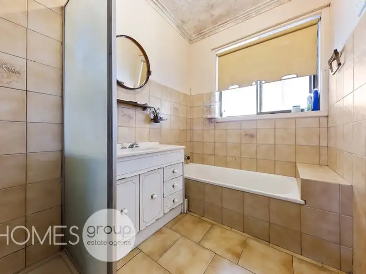 Fifth view of Homely house listing, 61 Stradbroke Drive, St Albans VIC 3021