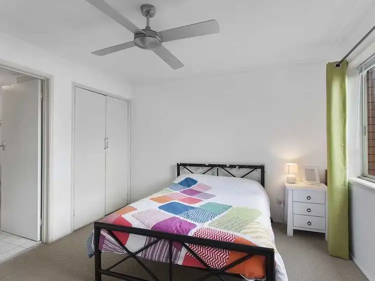 Sixth view of Homely unit listing, 1/4 Sunshine Court, Labrador QLD 4215