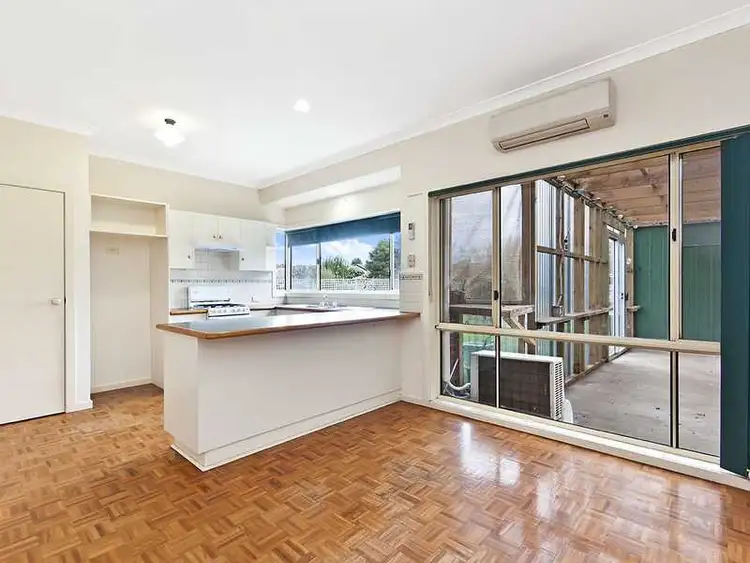 Fifth view of Homely house listing, 4 Barton Court, Warrnambool VIC 3280