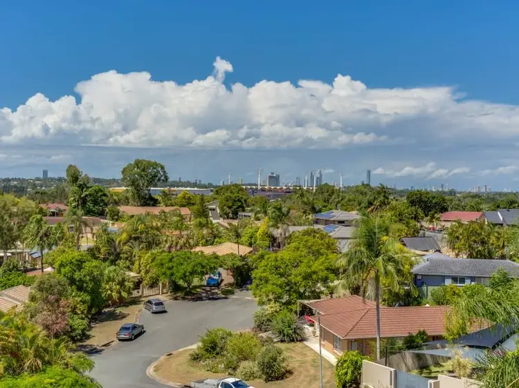 Third view of Homely house listing, 27 Jancoon Court, Carrara QLD 4211