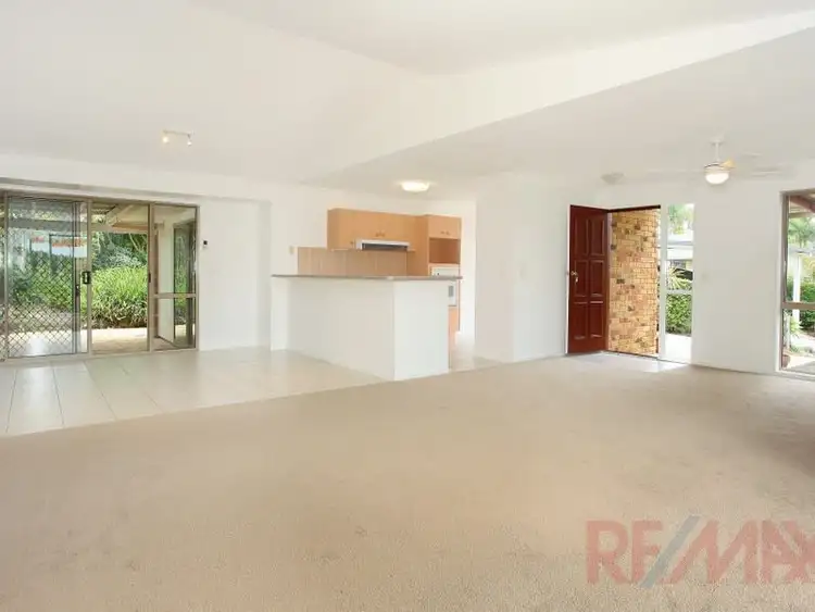 Seventh view of Homely house listing, 8 Barra Crt, Merrimac QLD 4226