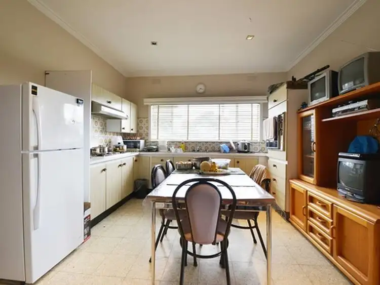 Fourth view of Homely house listing, 16 Lester Ave, St Albans VIC 3021