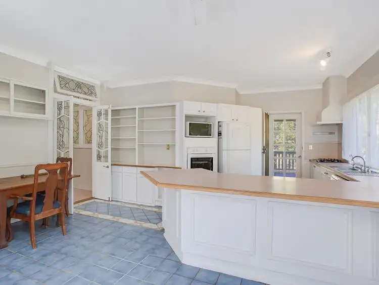 Sixth view of Homely house listing, 10 Liquidamber Close, Tallai QLD 4213