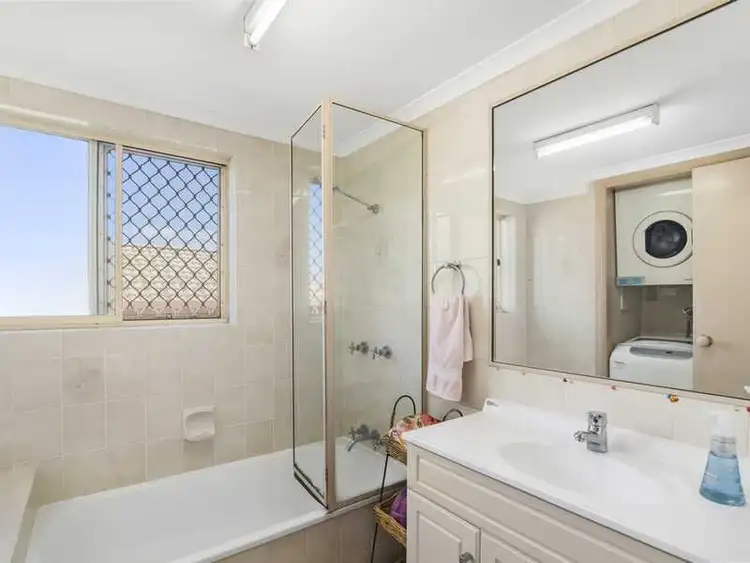 Sixth view of Homely unit listing, 4/7 Twenty Seventh Avenue, Palm Beach QLD 4221