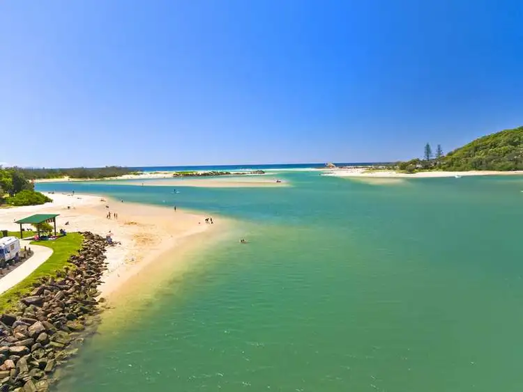 4/1003 Gold Coast Highway, Palm Beach QLD 4221