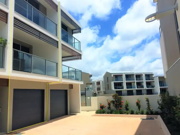 Main view of Homely townhouse listing, 28/3028 The Boulevard, Carrara QLD 4211