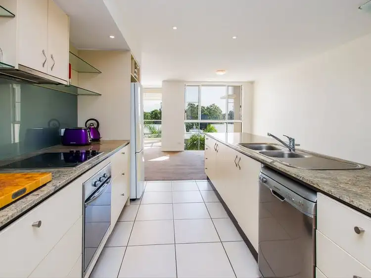 112/251 Varsity Pde, Varsity Lakes QLD 4227