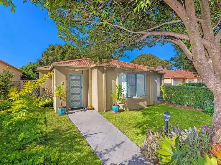 Villa/9/39 Mcmillan Street, Labrador QLD 4215