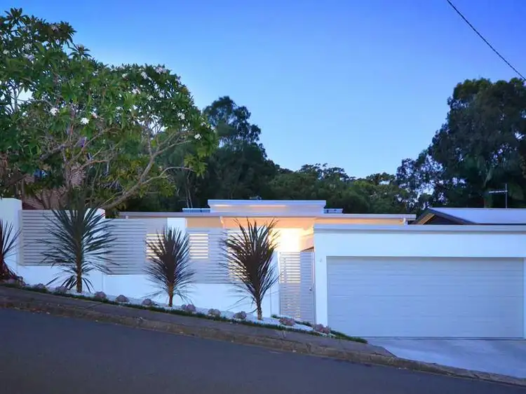 11 Crest Drive, Currumbin QLD 4223