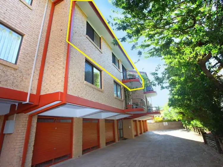 Fourth view of Homely unit listing, 10/6 Lenneberg St, Southport QLD 4215