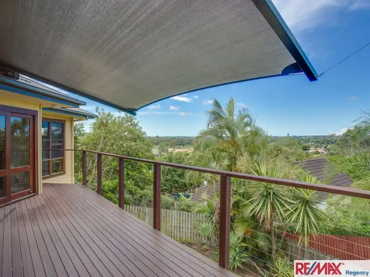 18 Tara Terrace, Carrara QLD 4211