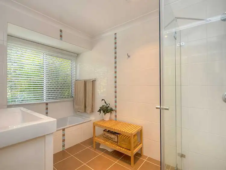 Fifth view of Homely house listing, 23 Chippewa Cct, Mudgeeraba QLD 4213