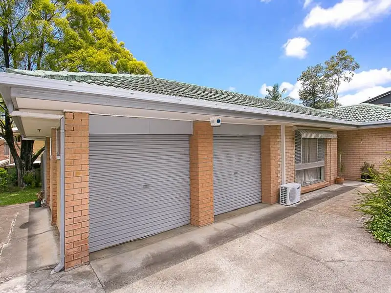 Main view of Homely house listing, 4 Regency Place, Mudgeeraba QLD 4213