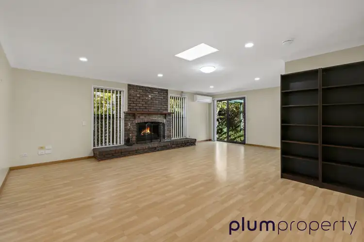 4 Riatta Street, Chapel Hill QLD 4069