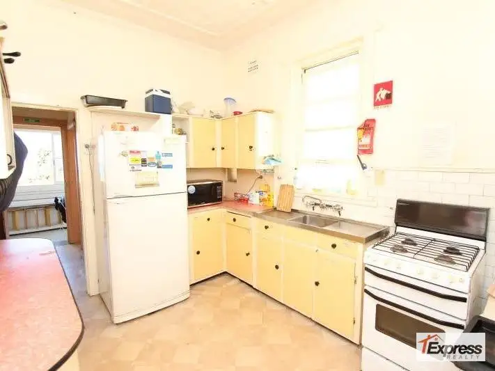 Third view of Homely other listing, 4/20 Sandridge Street, Bondi NSW 2026