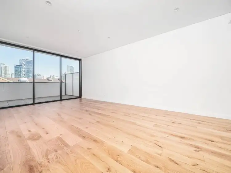 H301/7 Oscar Street