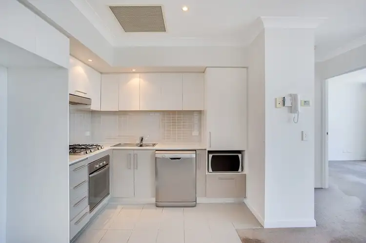 1092/56 Scarborough Street, Southport QLD 4215