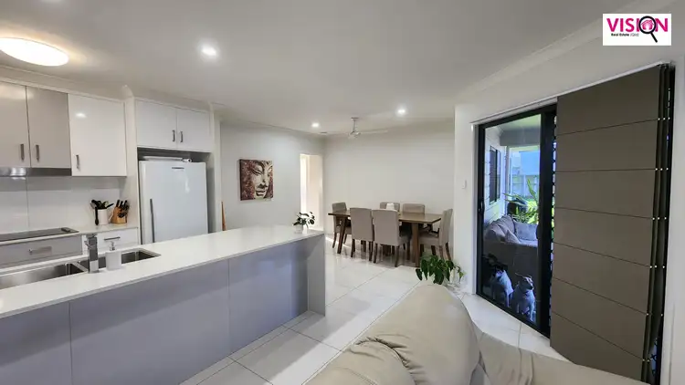 Seventh view of Homely house listing, 4 Kiber Place, Ooralea QLD 4740