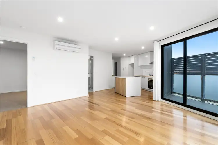 Main view of Homely townhouse listing, 3/1 Lakeview Terrace, Templestowe Lower VIC 3107