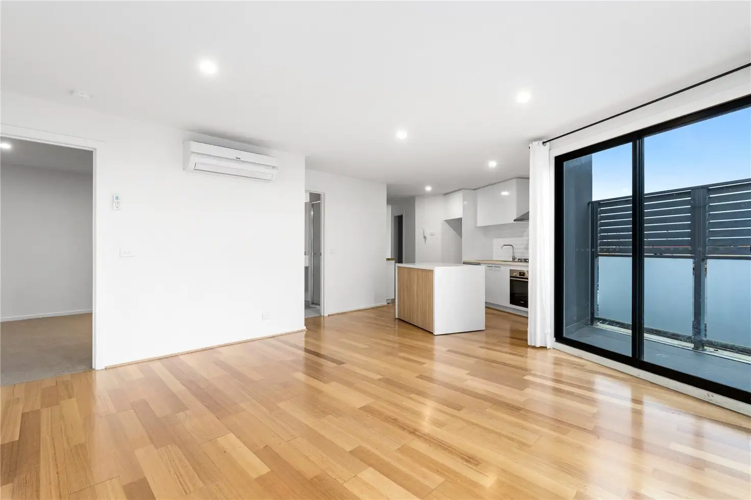 Main view of Homely townhouse listing, 3/1 Lakeview Terrace, Templestowe Lower VIC 3107