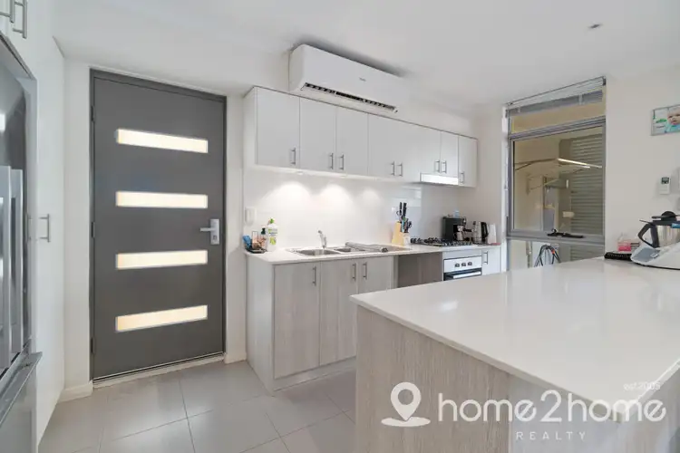 Sixth view of Homely apartment listing, 2/2 Coojong Link, Success WA 6164
