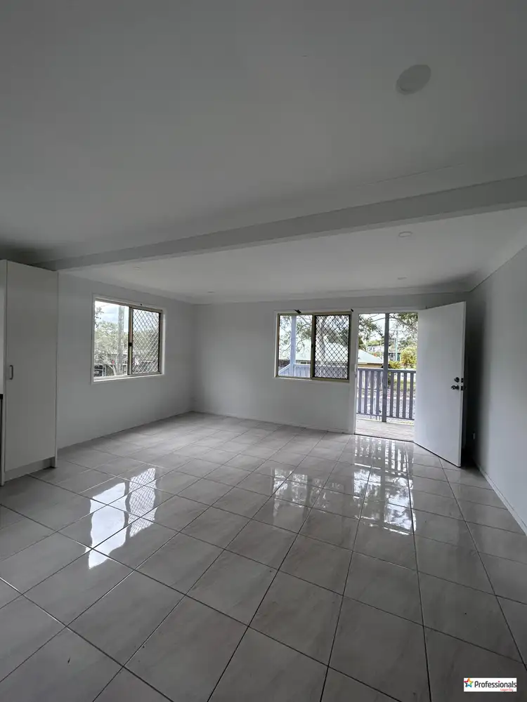 Fourth view of Homely semi-detached listing, 2 Prince Street, Woodridge QLD 4114