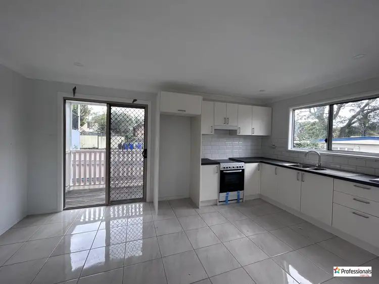 Fifth view of Homely semi-detached listing, 2 Prince Street, Woodridge QLD 4114