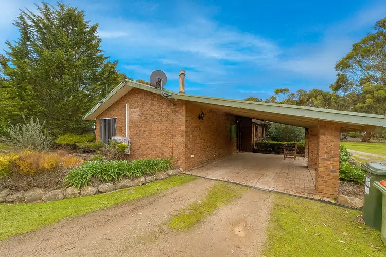 25 Raes Road, Sunbury VIC 3429