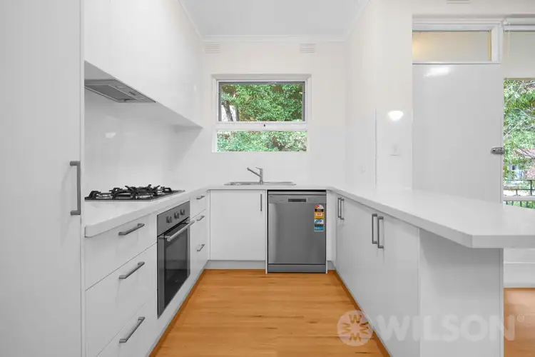 13/12 Robe Street, St Kilda VIC 3182