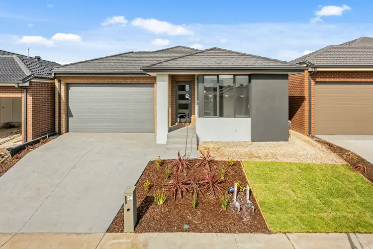 24 Vasse Circuit, Mount Duneed VIC 3217