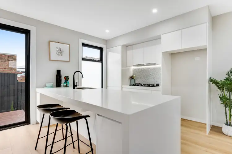 Fourth view of Homely townhouse listing, U2 / 75 Winfield Road, Balwyn North VIC 3104