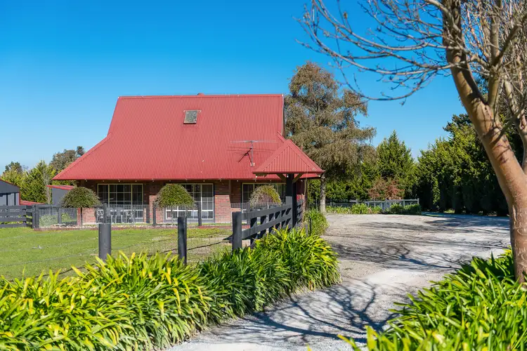 501 North Road, Cranbourne South VIC 3977