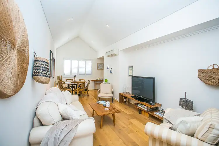 14/110 Terrace Road, Guildford WA 6055