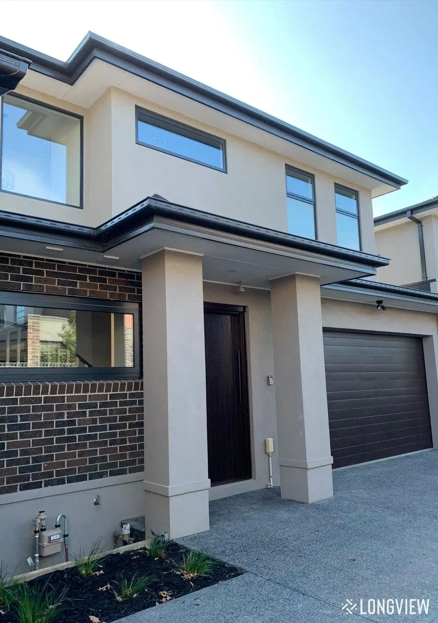 Main view of Homely townhouse listing, 2/2 Shanahan Crescent, Mckinnon VIC 3204