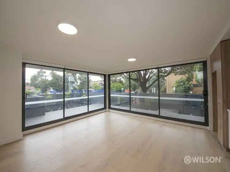 1/18 Lillimur Road, Ormond VIC 3204