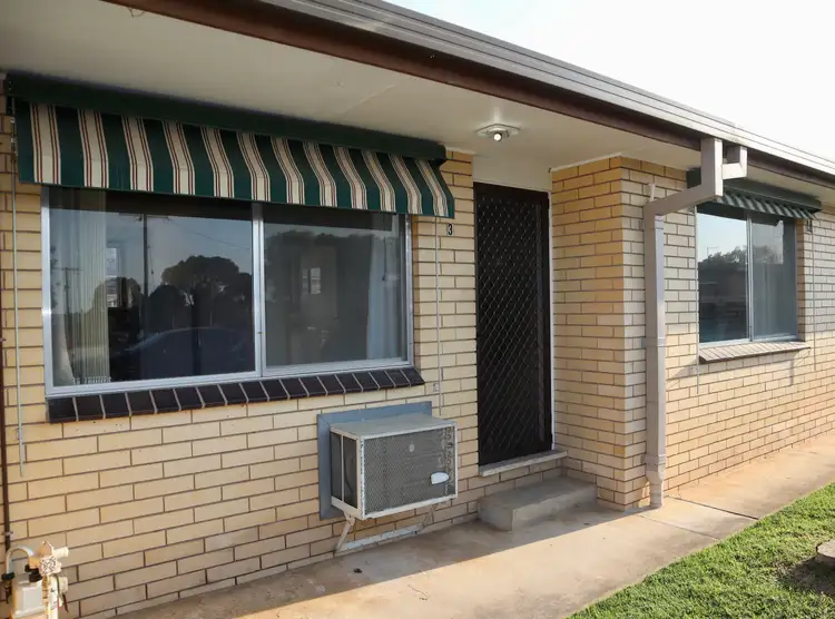 Second view of Homely house listing, 3/17 Schubert Cres, Wodonga VIC 3690