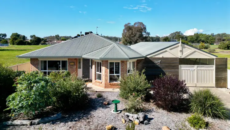 17 Pinot Cresent, Corowa NSW 2646