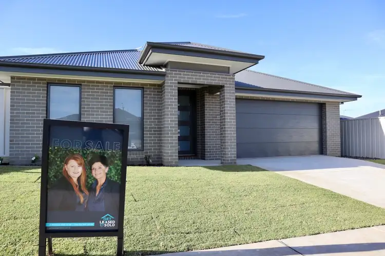 Main view of Homely house listing, 10 Hanrahan St, Hamilton Valley NSW 2641