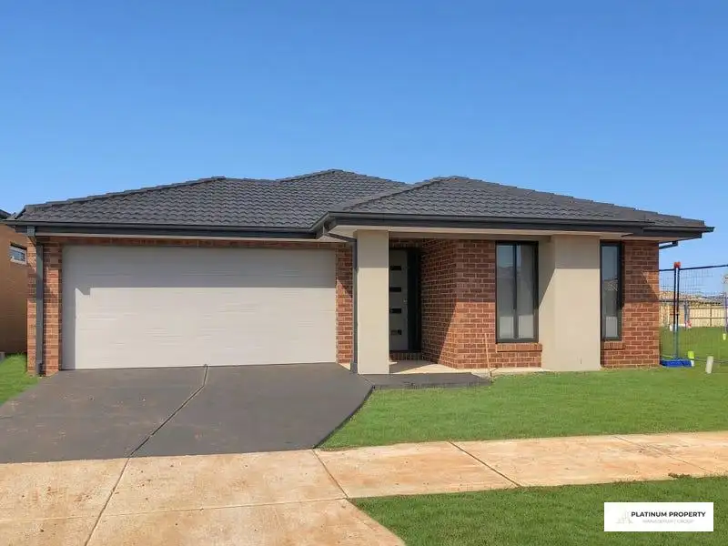 Main view of Homely house listing, 13 Bloomfield Road, Thornhill Park VIC 3335