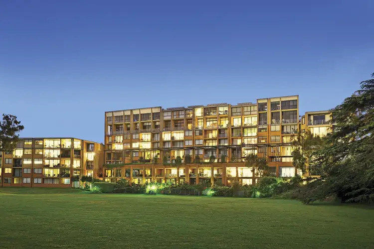 Main view of Homely apartment listing, 4/8 Wallen Road, Hawthorn VIC 3122